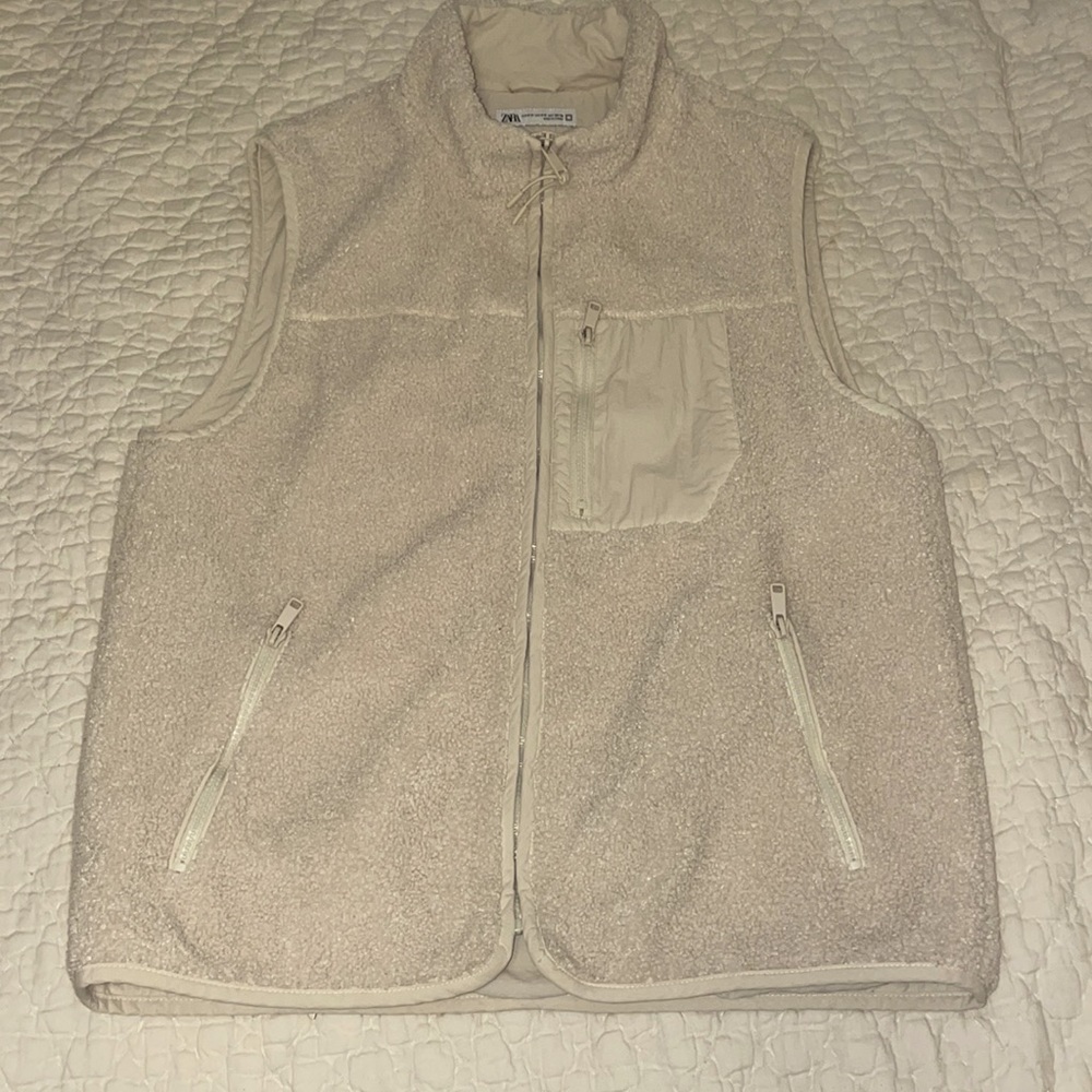 Zara zipped up sweater Vest